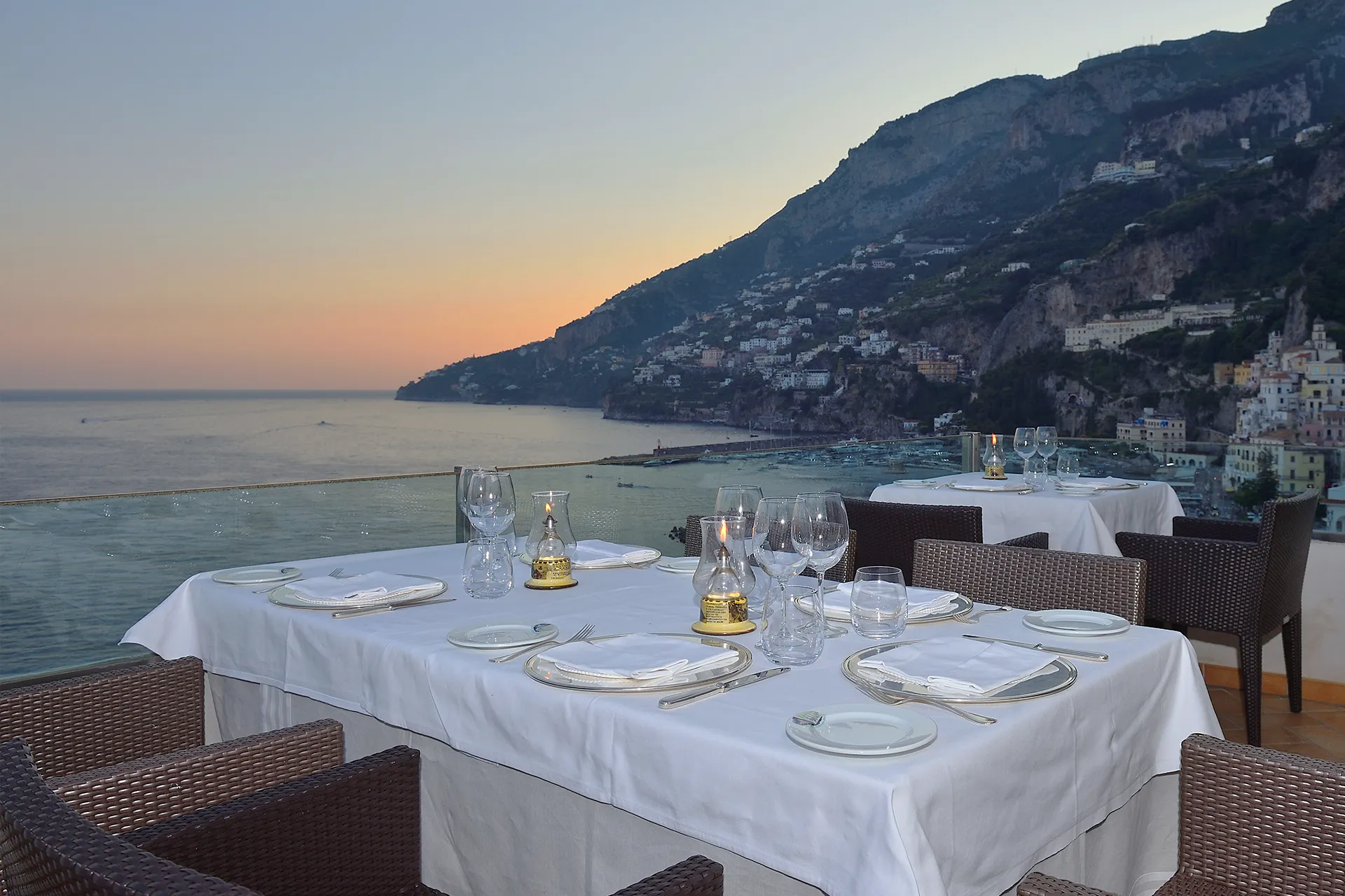 Vista panoramica sul golfo di Amalfi dal ristorante La Veranda